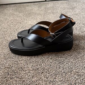 Madewell Women's Black Ankle-Strap Thong Sandals